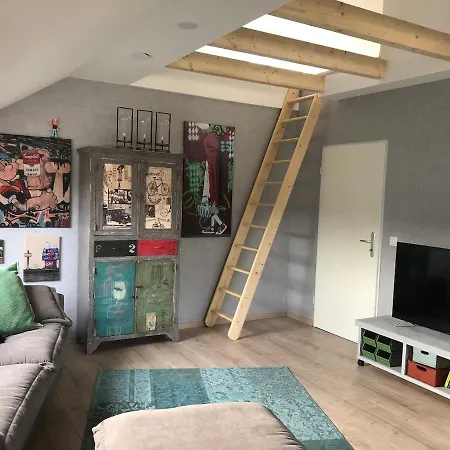 Coole Kreativwohnung Zum Wohlfuehlen *